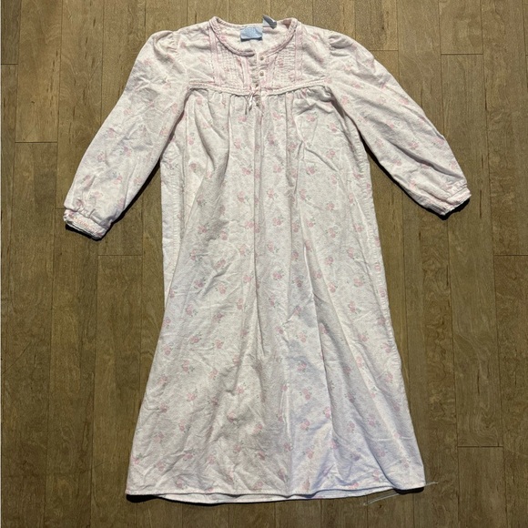 Ashley Taylor Inimates Vintage Nightgown Dress Floral Print Sz M Pearl Buttons - Picture 1 of 4